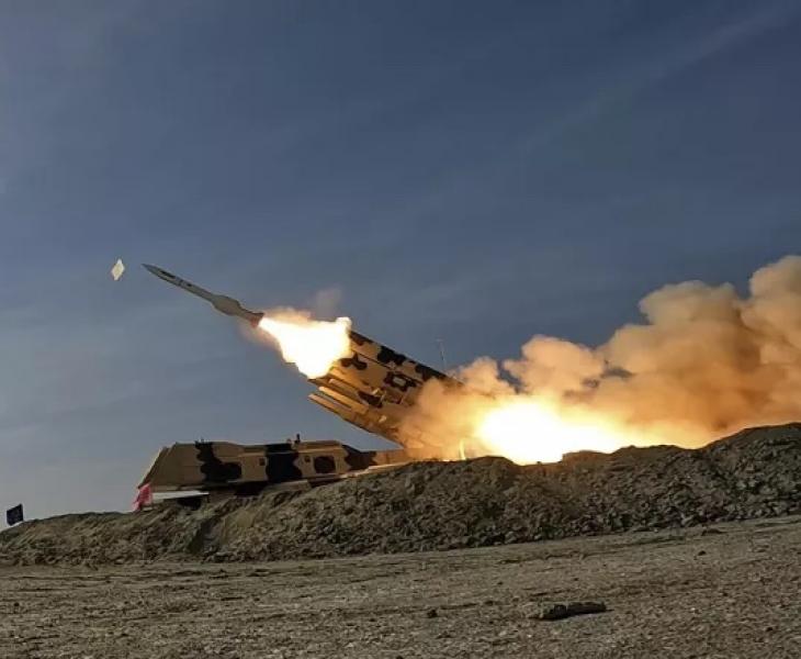 Επίθεση με πυραύλους από Ισραήλ στο Ιράν – Ασφαλή όλα τα πυρηνικά (VIDEO)